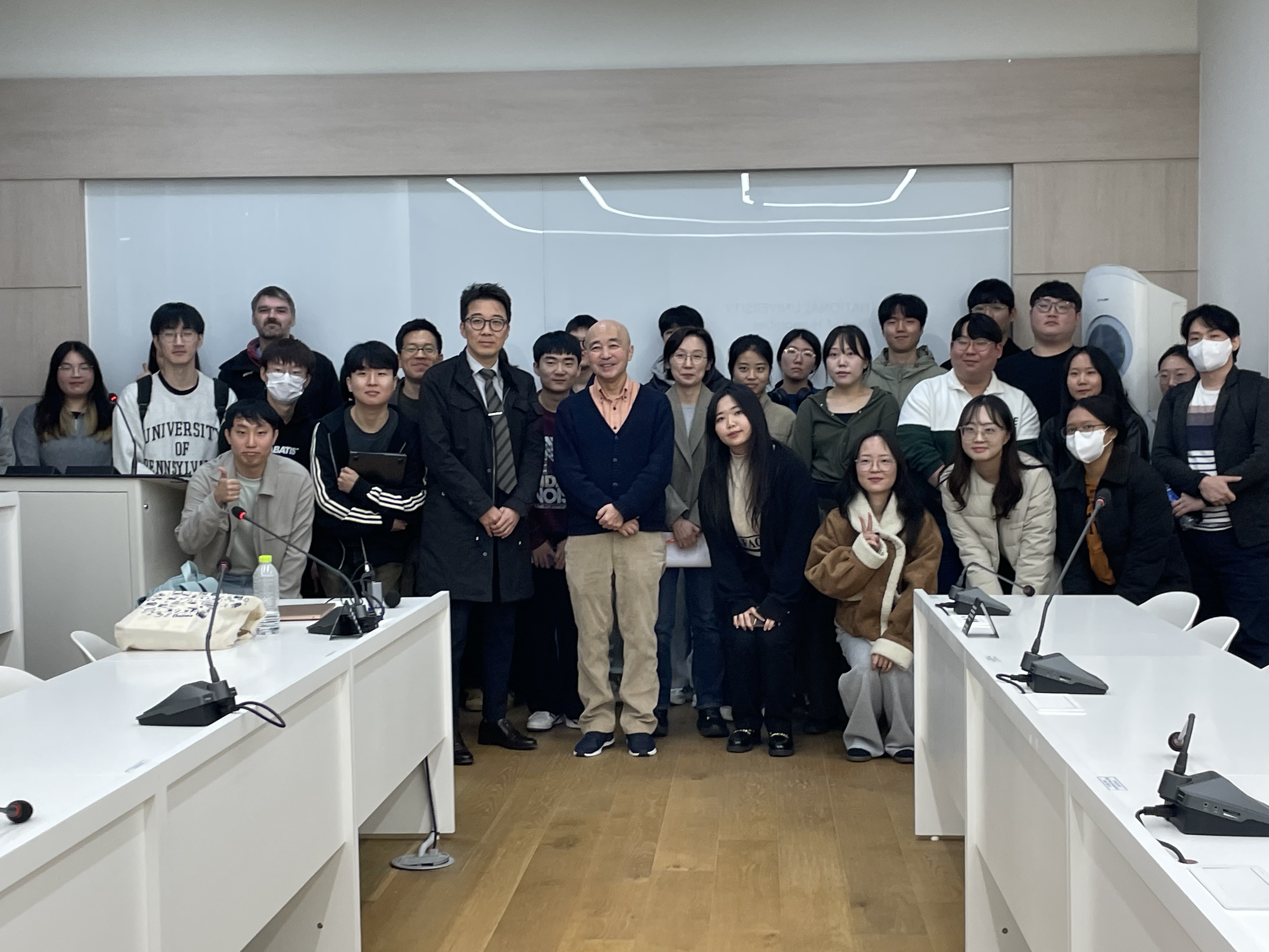 251113_2025학년도 2학기 저명학자 초청 특강  청동기를 바라보는 과학의 눈 - 가 대표이미지